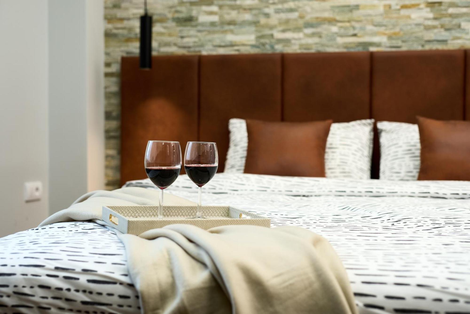 Brent Collection - Apartments In City Center Novi Sad Eksteriør bilde